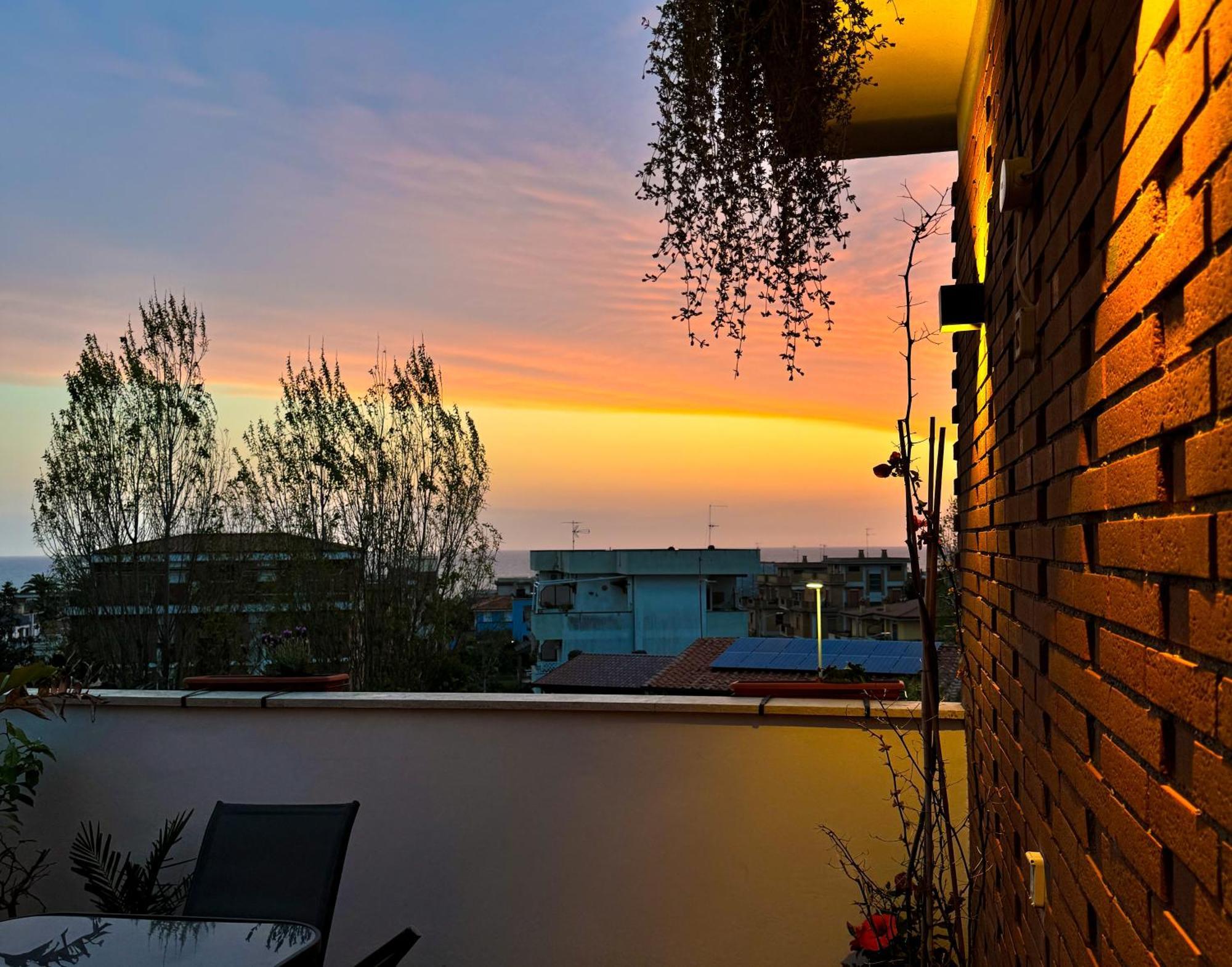 Kesya Seaview Apartment - Attico - 50Mt Dal Mare Anzio Eksteriør billede